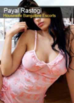 Payal Rohatgi House Wife Bangalore Escorts